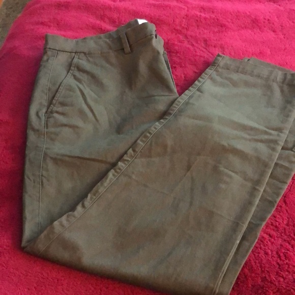 Mens Gap essential khaki - Picture 4 of 4